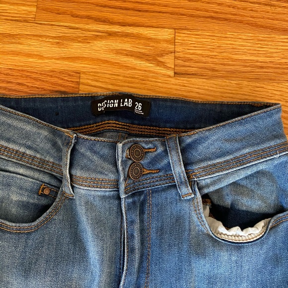 Design Lab Cuffed Jeans - Picture 3 of 3